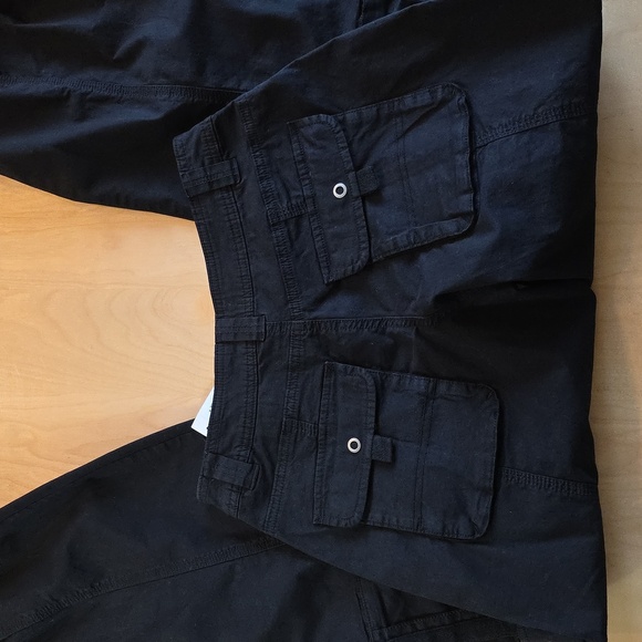 Garage - Chicago Low Rise Cargo- Shade Jet Black.NWT. Size 1 - Picture 6 of 6